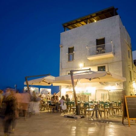 Casa Vacanze Antiche Mura E Poi Monopoli Eksteriør bilde