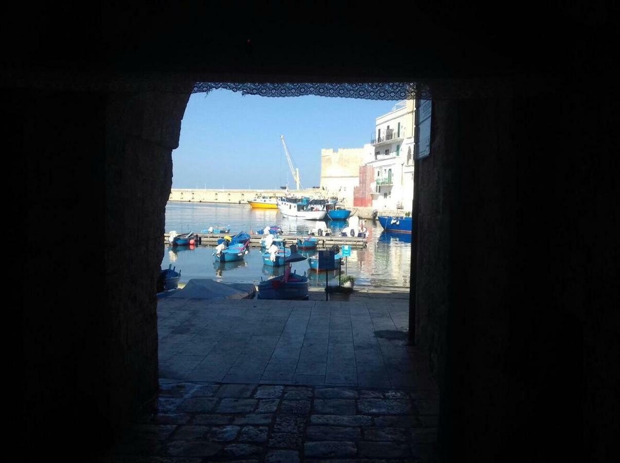 Casa Vacanze Antiche Mura E Poi Monopoli Eksteriør bilde