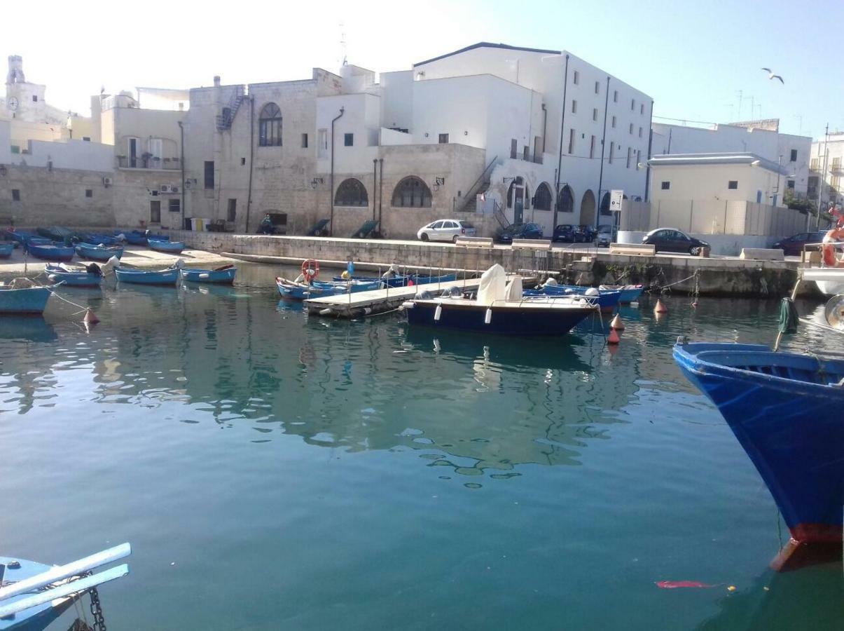 Casa Vacanze Antiche Mura E Poi Monopoli Eksteriør bilde