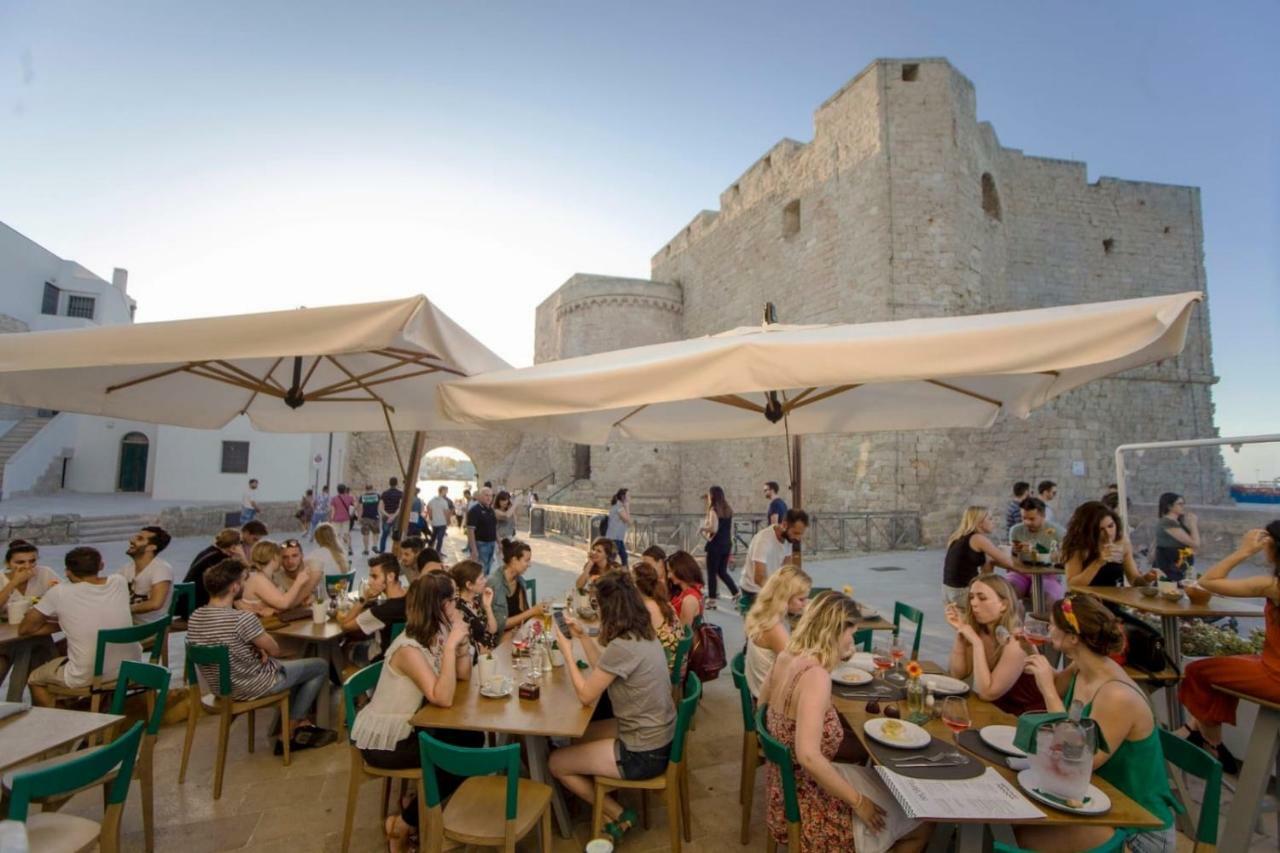 Casa Vacanze Antiche Mura E Poi Monopoli Eksteriør bilde